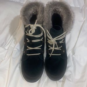 Women’s Sorel winter boots